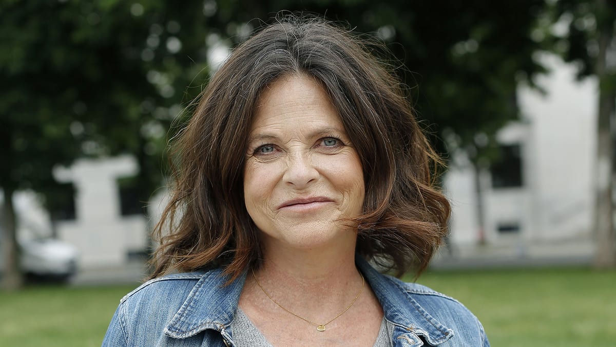 L’actrice Charlotte Valandrey est morte à 53 ans. Ecoutez la interpréter “L’oiseau et l’enfant”. C’était en 2020.