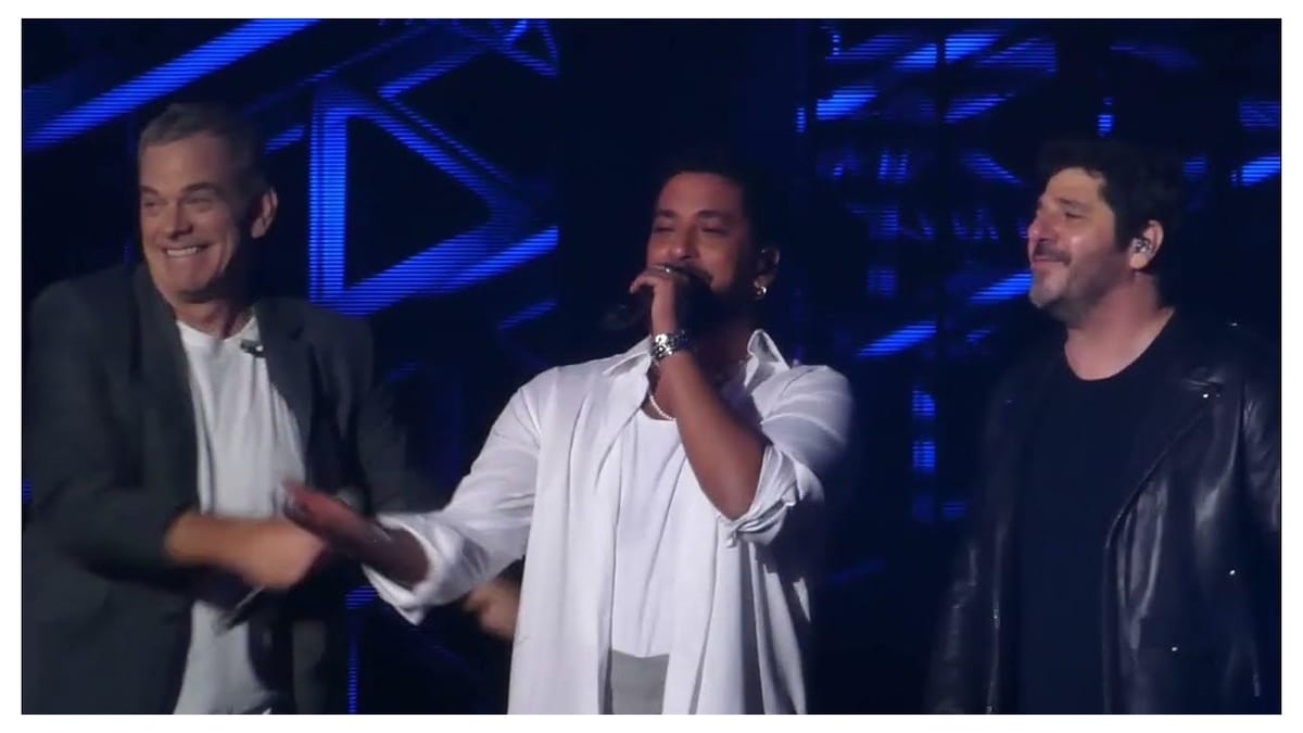 Les Enfoirés 2023 : Garou Slimane et Patrick Fiori chantent “Belle”