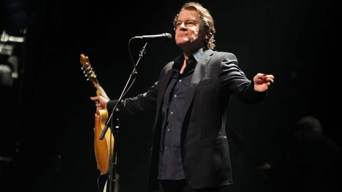 Ça y est ! Ça redémarre ! 1200 personnes ont applaudi Francis Cabrel hier soir à Agen