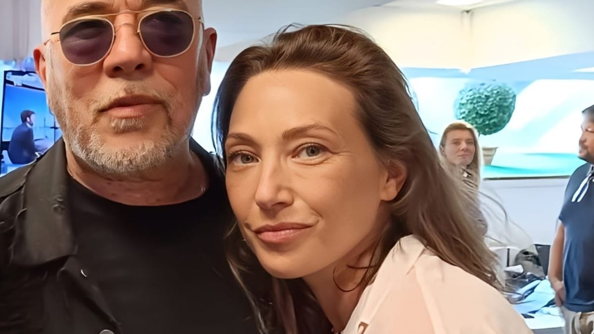 “Appelle-moi Johnny” Le bel hommage de Pascal Obispo & Laura Smet pour l’anniversaire du “Taulier”.