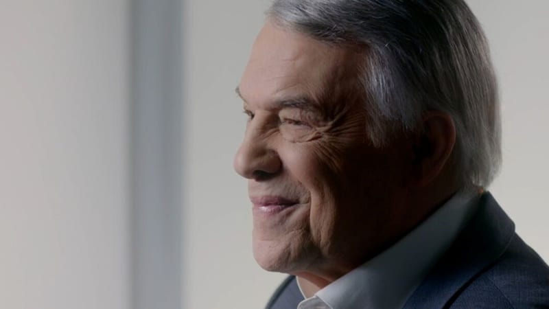 France 3 : Adamo revient avec beaucoup d’émotion sur la mort de son père…