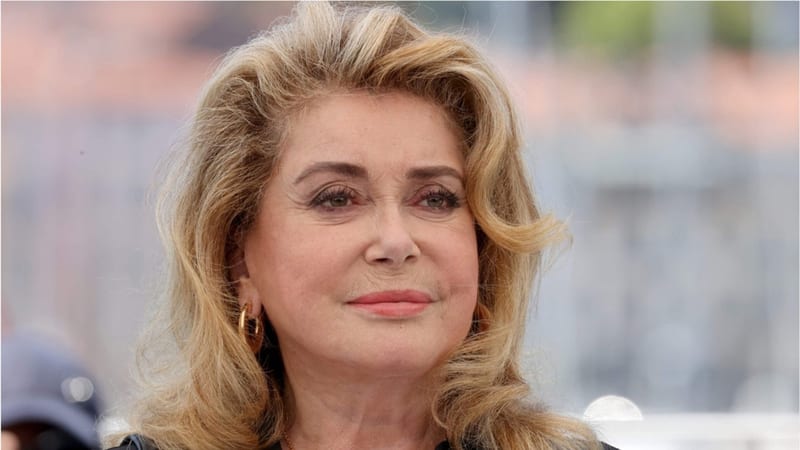 Bon anniversaire à Catherine Deneuve (80 ans). Regardez la Bande Annonce du film “Bernadette”