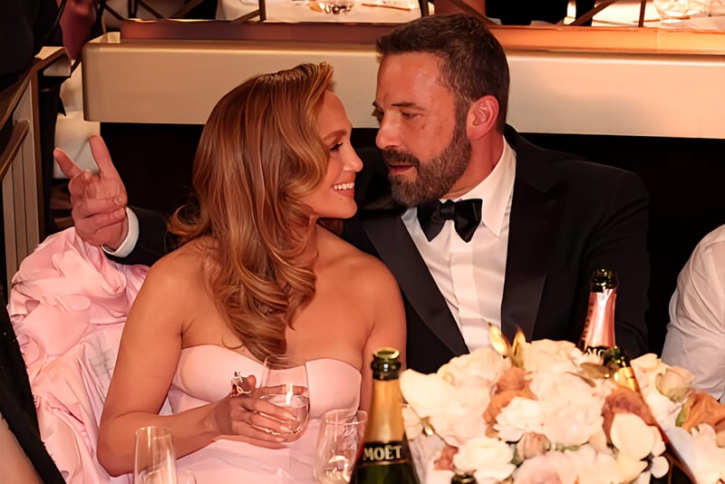 Jennifer Lopez et Ben Affleck remportent le prix du “tapis rouge” aux Golden Globes 2024.