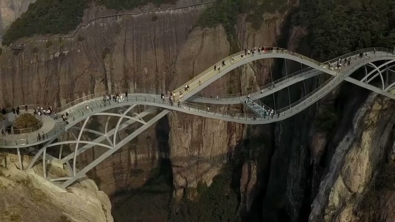 Ruyi Glass Footbridge (China)