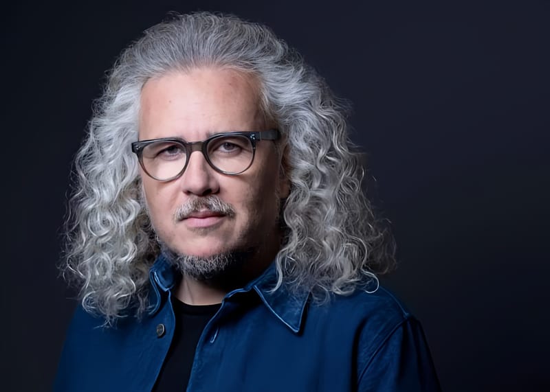 Bon anniversaire à Yvan Cassar (57 ans). “Allumez le feu” symphonique