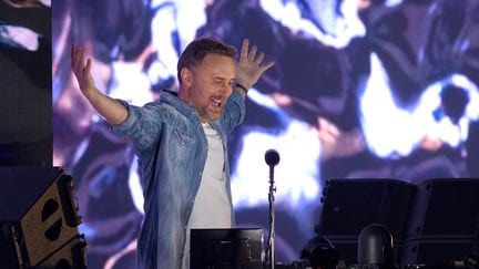 Concert de David Guetta dans les jardins du château de Chambord devant 30 000 spectateurs.