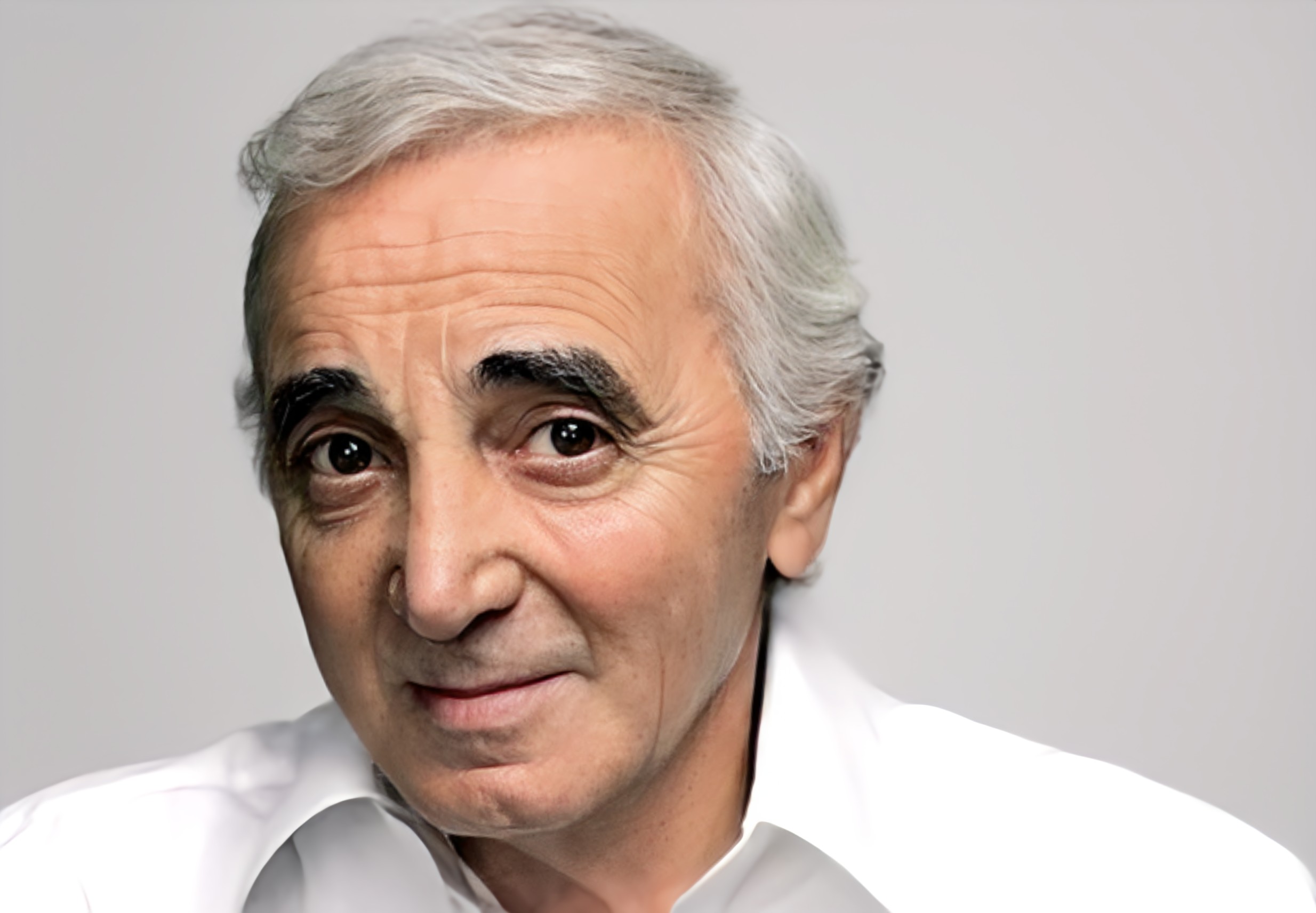 Une pensée pour l&rsquo;immense Charles Aznavour qui aurait fêté ses 100 ans aujourd&rsquo;hui.