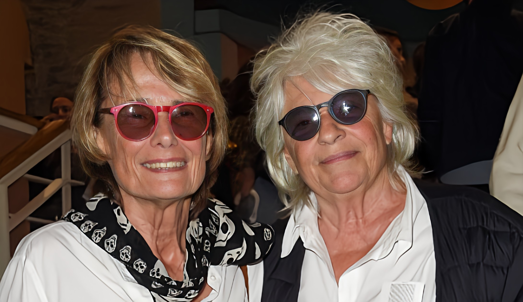 Bon anniversaire à Catherine Lara (79 ans). “Entre nous, c’est pour la vie” Samantha partage sa vie depuis 28 ans.