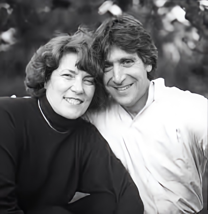 Bon anniversaire à Yves Duteil (75 ans). Avec Noëlle, ils ont traversé succès et galères. Ils fêteront leurs 50 ans de mariage en 2025. - yves duteil et noelle