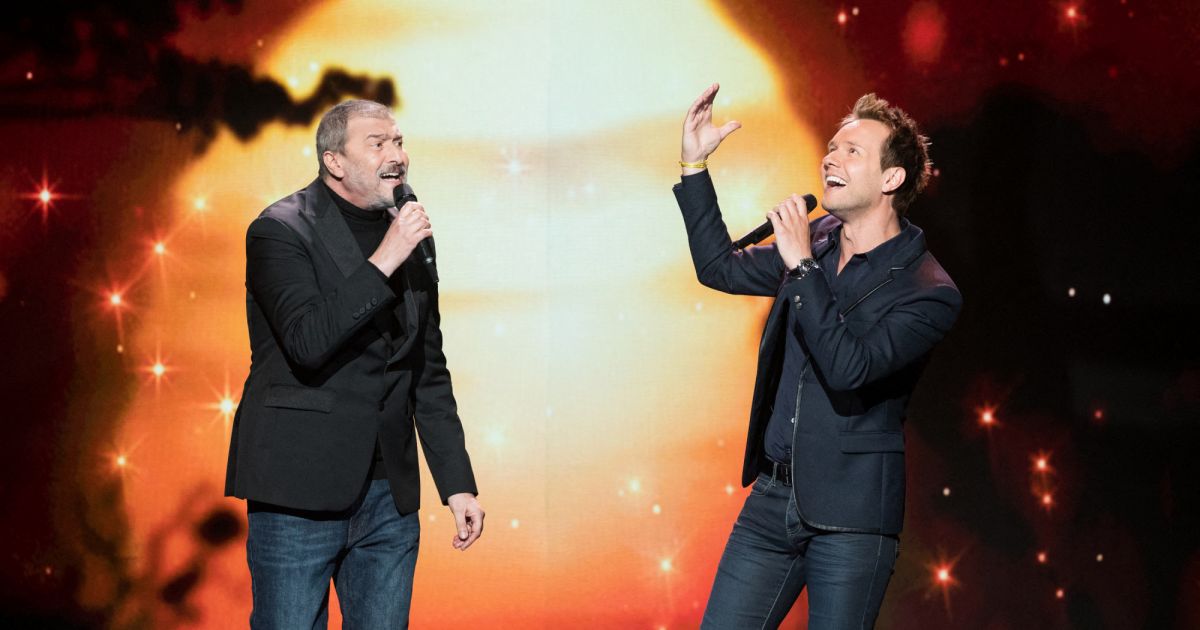 L&rsquo;animateur Cyril Féraud chante « L&rsquo;envie d&rsquo;aimer » avec Daniel Lévi