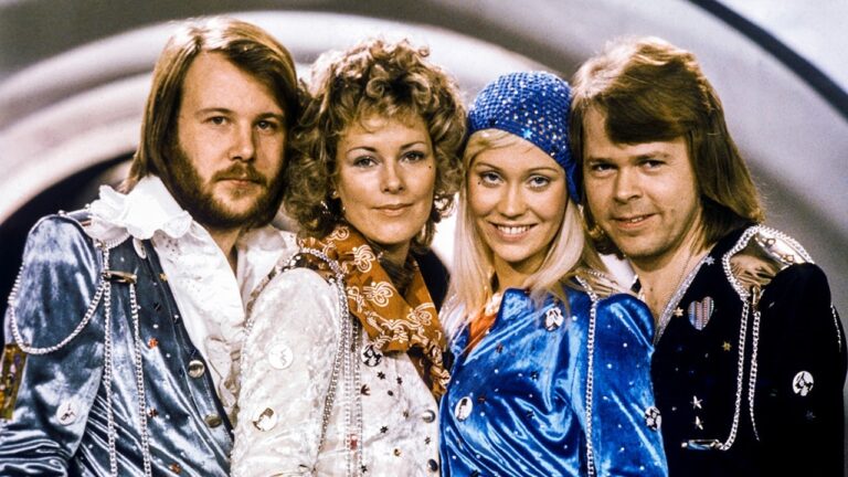 Sur TMC ce soir "ABBA mania, 50 ans de tubes cultes". Extraits... - abba 1 1