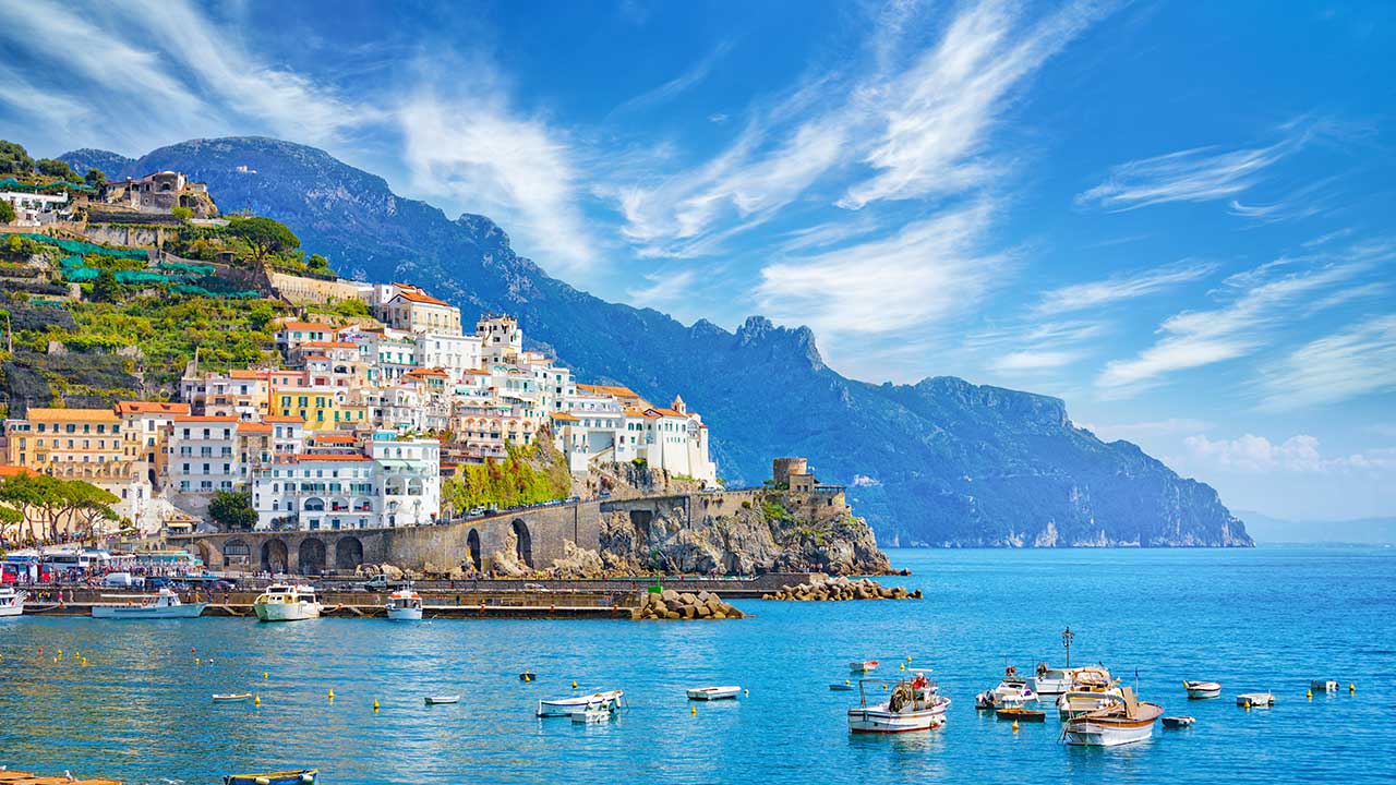 Musical getaway on the Amalfi Coast. - Follow us