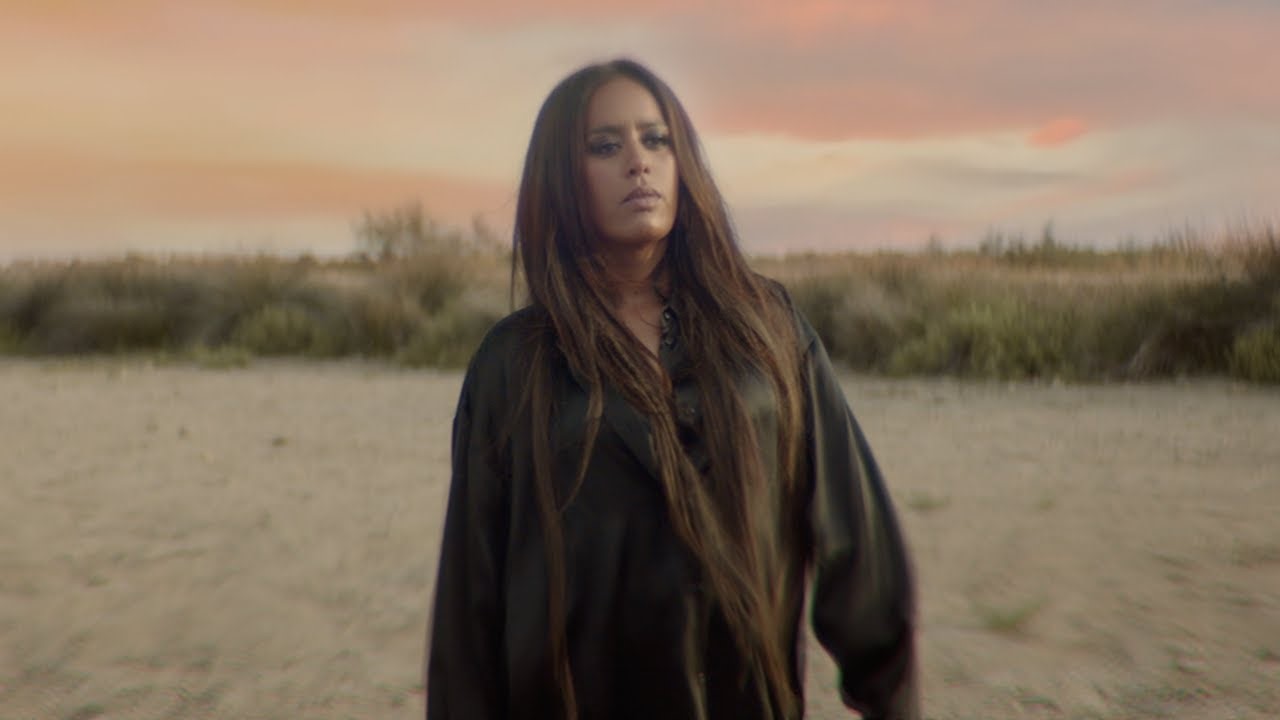 Amel Bent : « Le chant des colombes » certifié Single d&rsquo;Or
