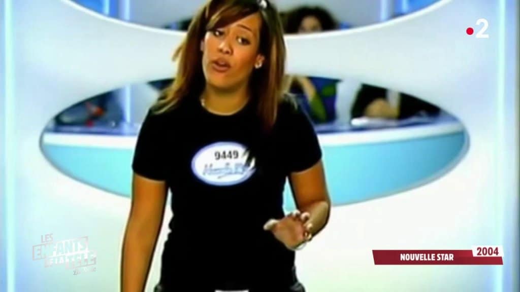 Lors de son premier casting, Dove Attia lui dit « Vous êtes une chanteuse de Karaoké »