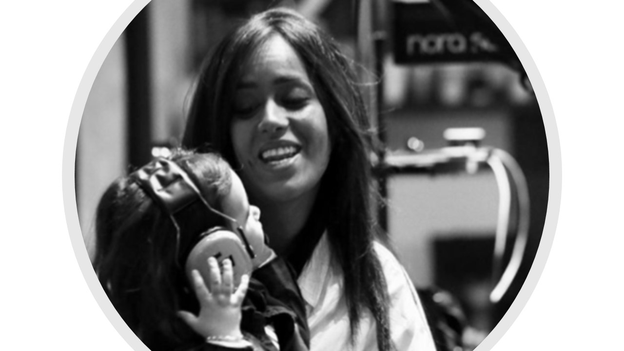 Enceinte, Amel Bent est une maman comblée. Elle célèbre le sixième anniversaire de Sofia, sa fille ainée.