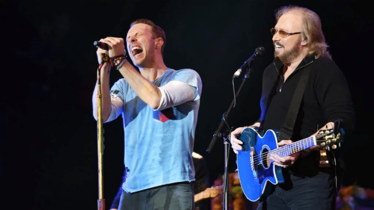 Le jour où Coldplay chantait avec Barry Gibb "Staying Alive" - bee gees 4