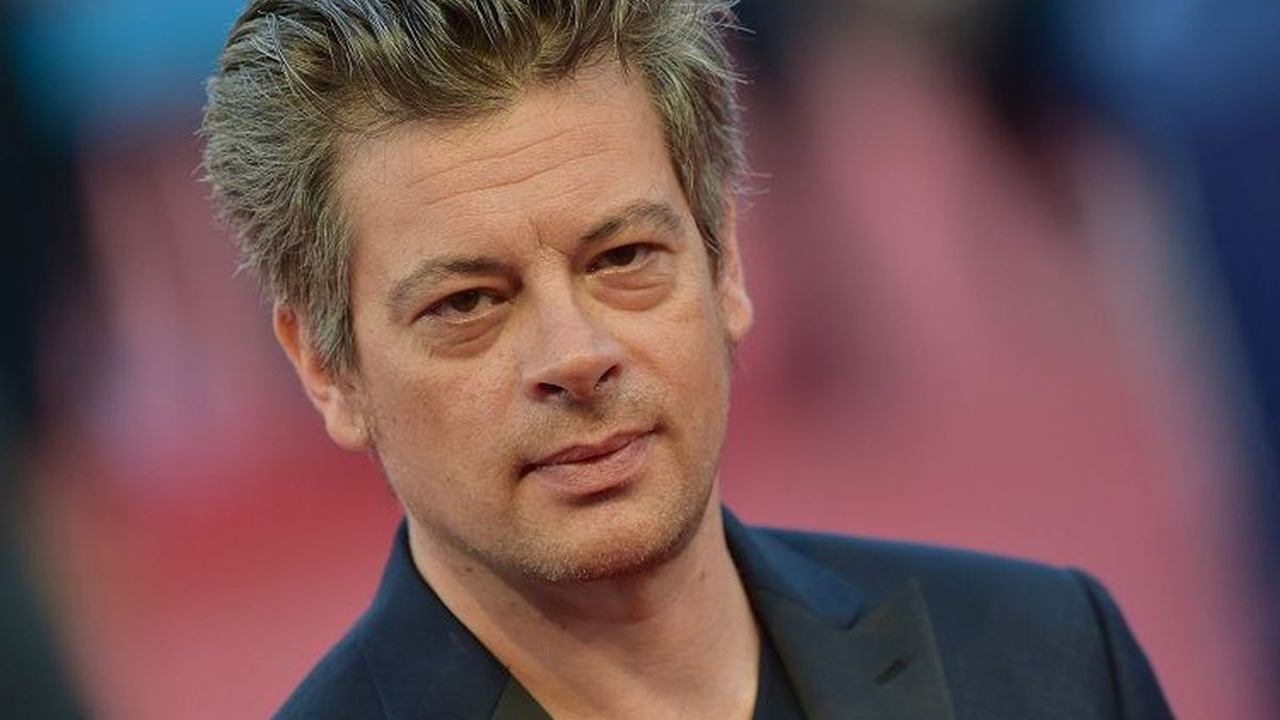 Bon anniversaire à Benjamin Biolay (51 ans), homme à tout faire – Auteur, interprète, compositeur, acteur, producteur…