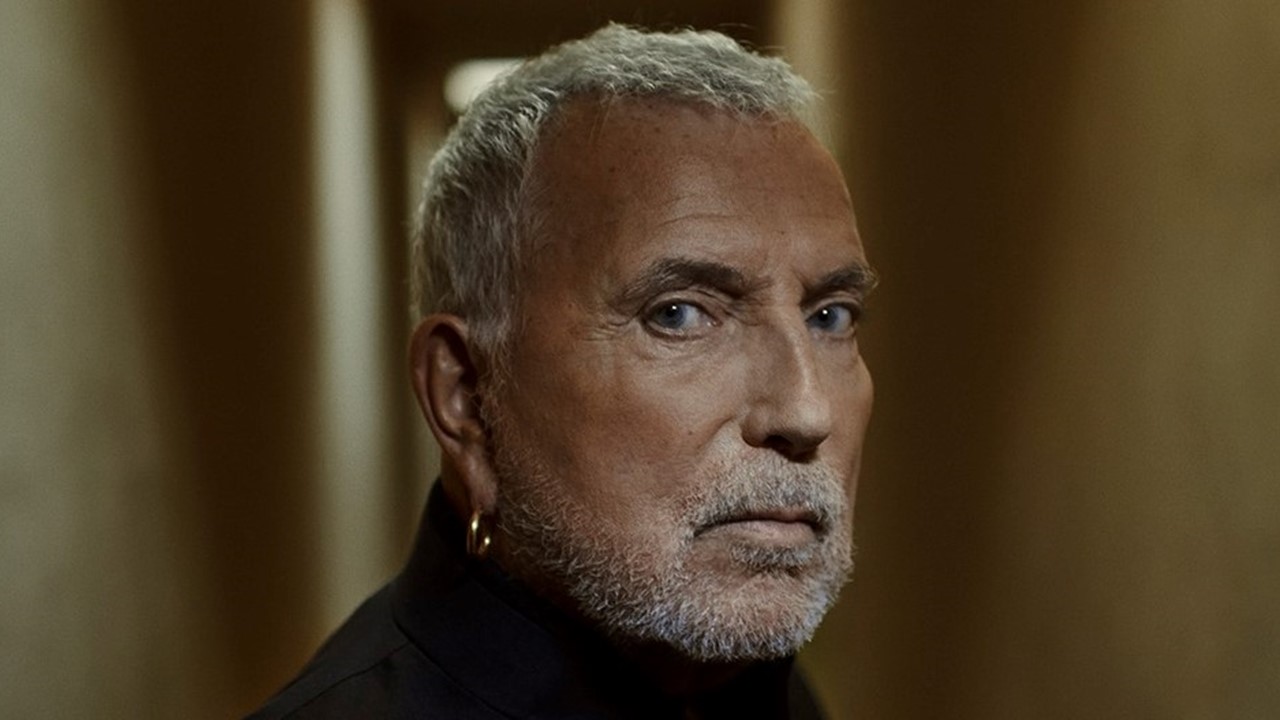 Bon anniversaire à Bernard Lavilliers (77 ans). Le poète rebelle au grand cœur de la chanson française.