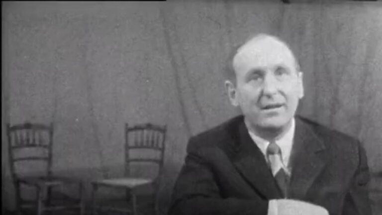 Quand Bourvil chantait Le petit Bal Perdu - bourvil