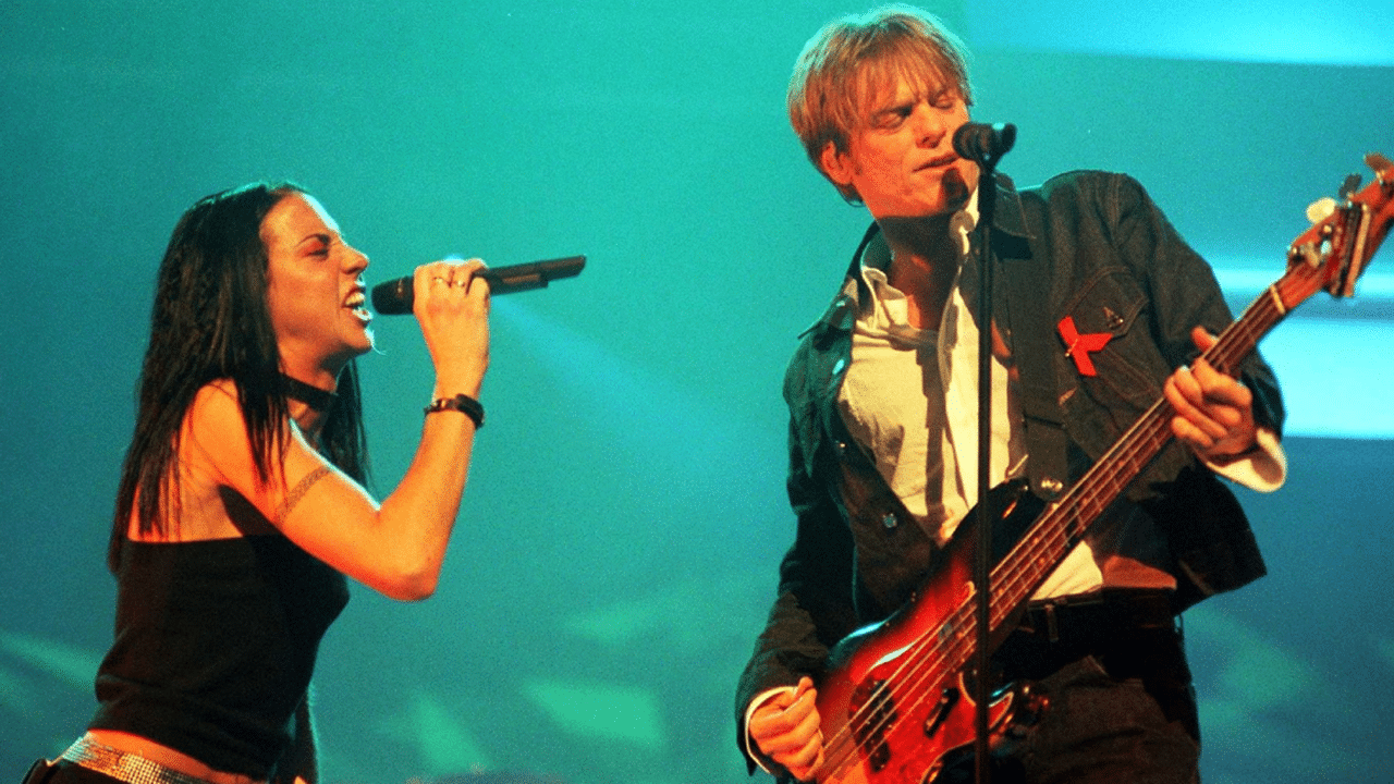 Bryan Adams & Melanie C « When You&rsquo;re Gone » Live