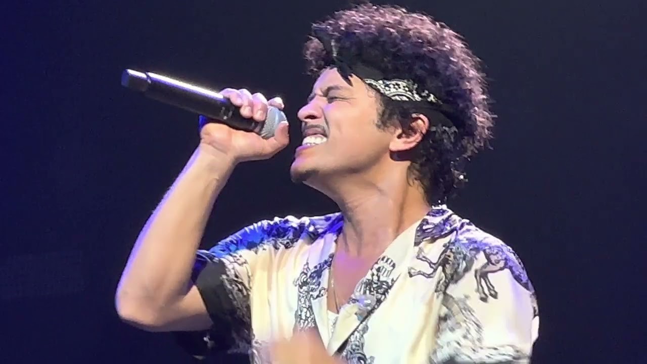 Bon anniversaire à Bruno Mars qui fête ses 38 ans. Son top 10…