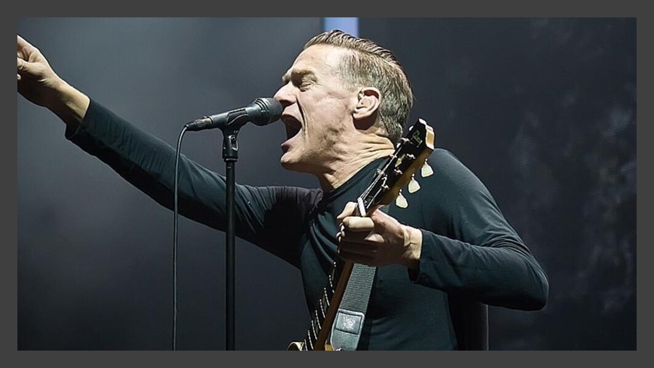 Bon anniversaire à Bryan Adams (63 ans). Il sera à Paris le 12 décembre