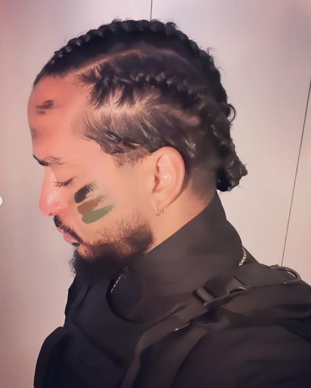 Le nouveau look de Slimane... - capture decran 2023 03 21 211257 1