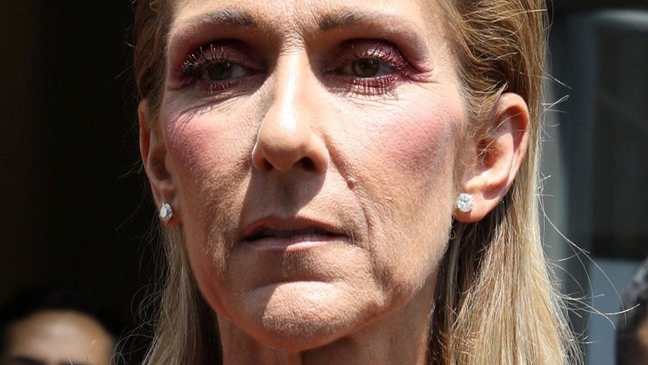 Céline Dion hospitalisée pour subir un traitement expérimental.
