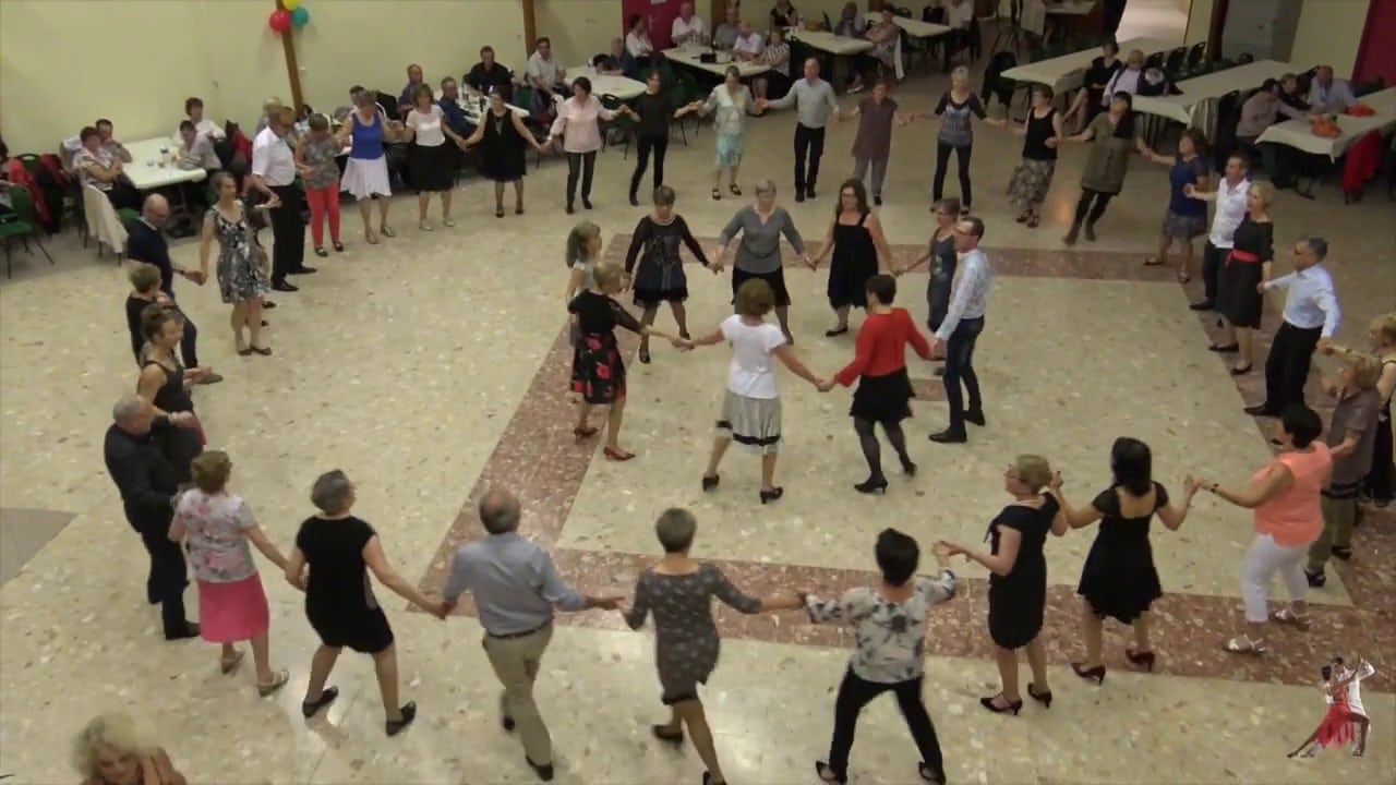 La danse du cercle circassien