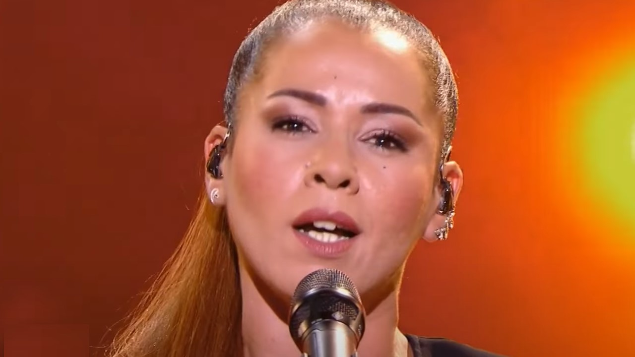 Chimène Badi reprend « La foule » d&rsquo;Edith Piaf en Live sur M6