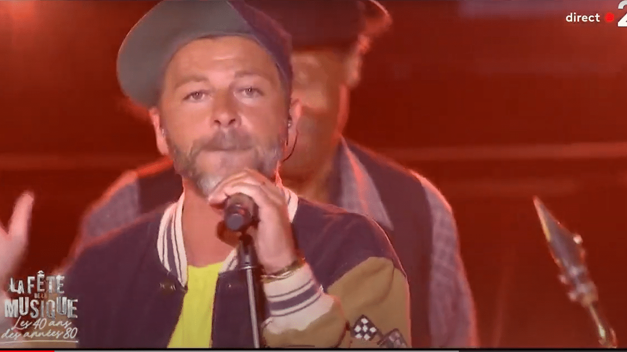 Christophe Maé « Y&rsquo;a du soleil » en Live à Roland Garos pour la fête de la musique