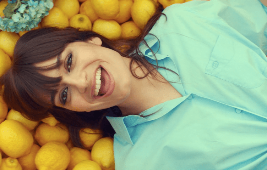 Clara Luciani « Le reste » – Le clip est sorti