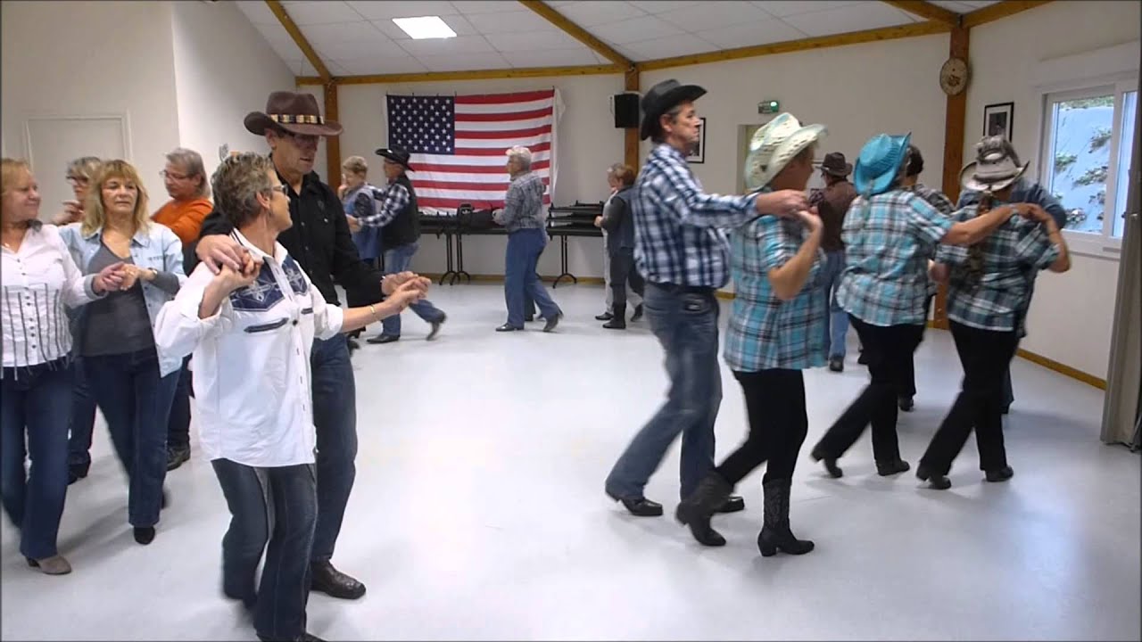 La valse lente fait aussi partie des danses  Country.