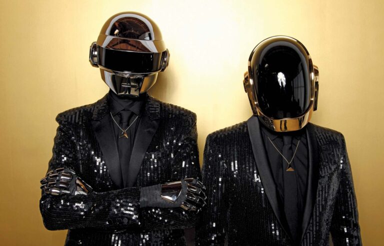 Daft Punk diffuse "Epilogue" pour annoncer sa séparation - daft punk