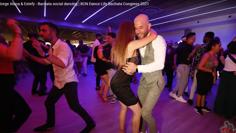Jorge Ataca & Estefy dansent une Bachata au Congrès BCN Dance Life 2021 (Octobre 2021). - dance bachata
