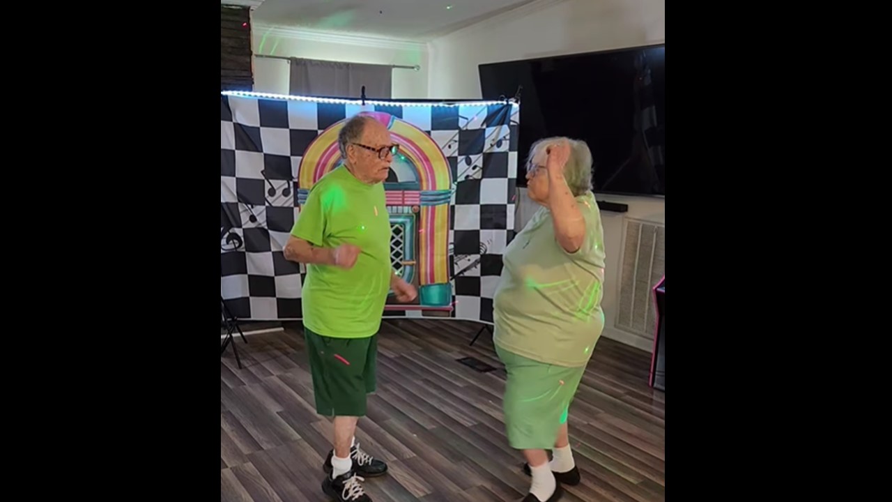 « Night Fever » : 45 ans après ça les fait toujours danser !