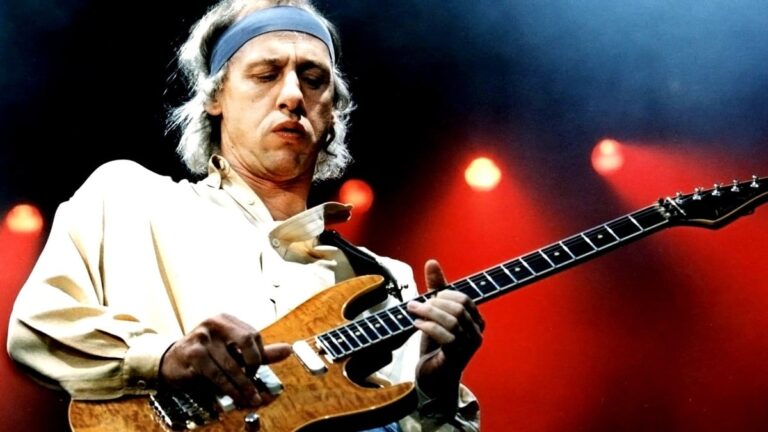 Bon anniversaire à Mark Knopfler (74 ans) "Sultans Of Swing". Live d'anthologie un soir de 1983... - dire straits love over gold 1982 d nq np 708421 mlc20787884508 062016 f