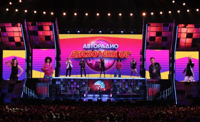 Diskoteka 80 invite les tops des années 80' à Moscou. - diskoteka