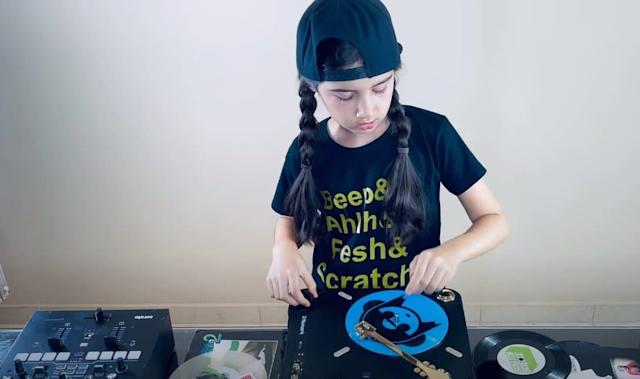 Michelle, 9 ans, se qualifie pour le championnat du monde des DJs - dj michelle