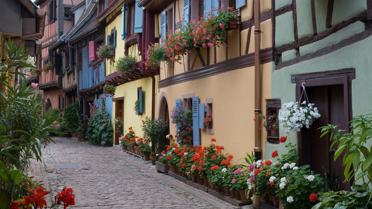 On vous emmène visiter en musique Eguisheim magnifique village d&rsquo;Alsace