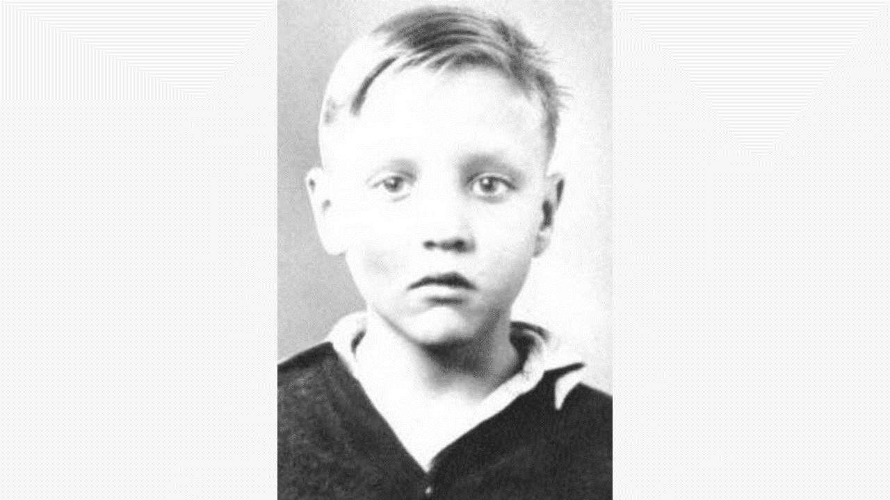 Devinez qui est ce chanteur ?