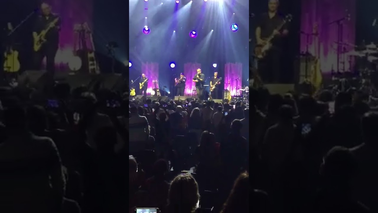 Extrait de Garou Up Scene - Zenith de Pau - 09 septembre 2022