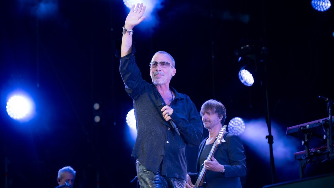 Florent Pagny était hier soir à Ajaccio. Patrick Fiori et Christophe Maé l&rsquo;ont rejoint sur scène. Extraits…