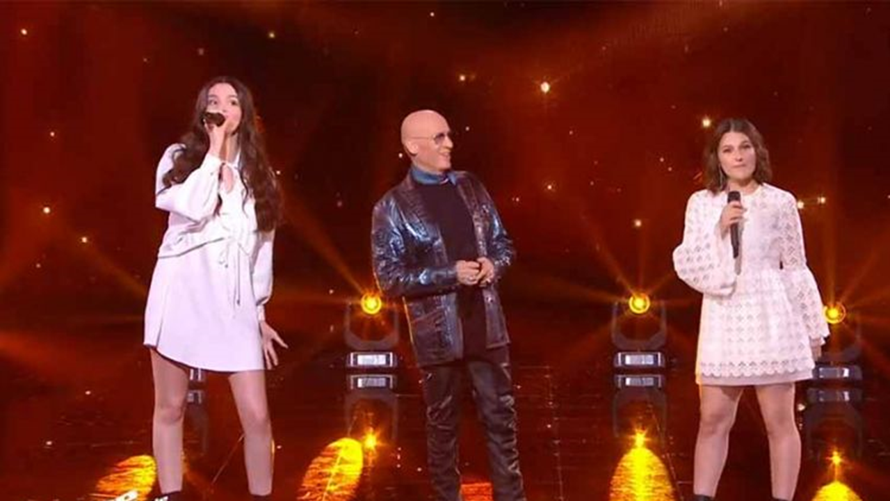 The Voice : Florent Pagny interprète magistralement La Foule avec ses talents Lou et Nour. Réécoutez le !