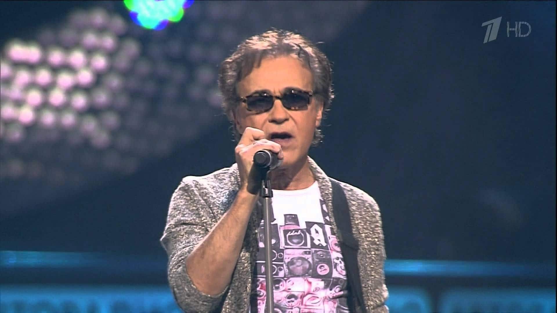 En 1982 le petit français FR David était N°1 en Europe avec son titre « Words »