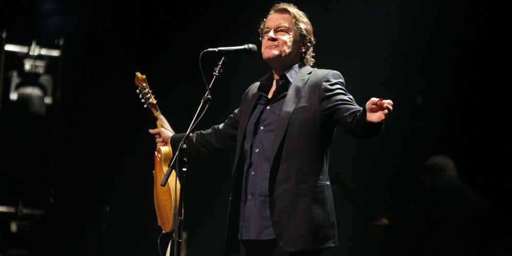 Ça y est ! Ça redémarre ! 1200 personnes ont applaudi Francis Cabrel hier soir à Agen