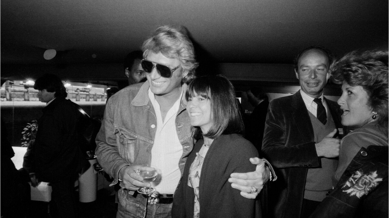 Interview Chantal Goya :  Johnny Hallyday a vécu un an chez moi…