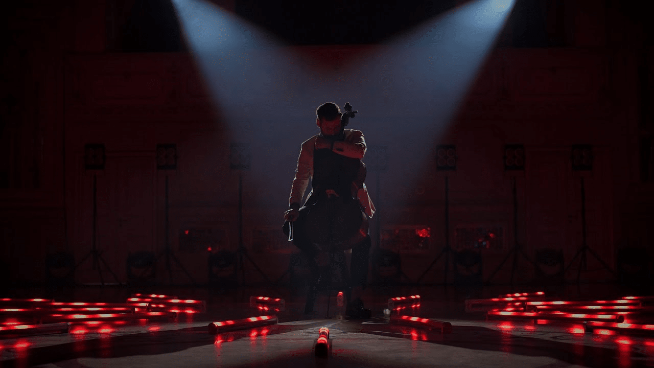 Stjepan Hauser joue « Medley In Love »