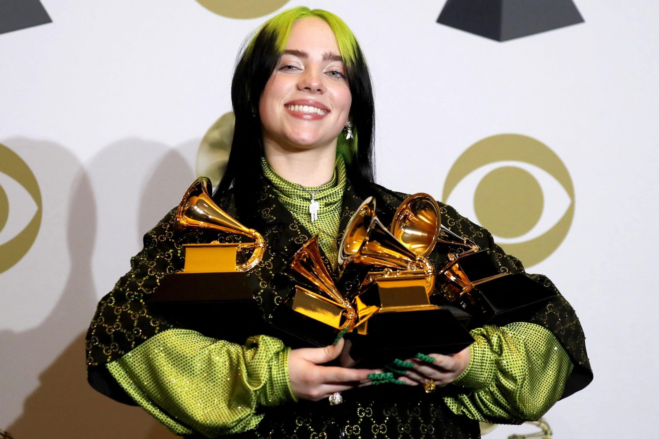 Grammy Awards : Billie Eilish et son univers sombre rafle les récompenses les plus prisées…