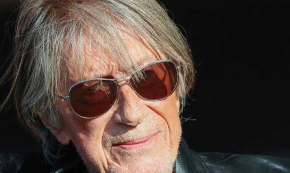 Interview de Jacques Dutronc : Il évoque Françoise Hardy avec beaucoup d&rsquo;émotion.